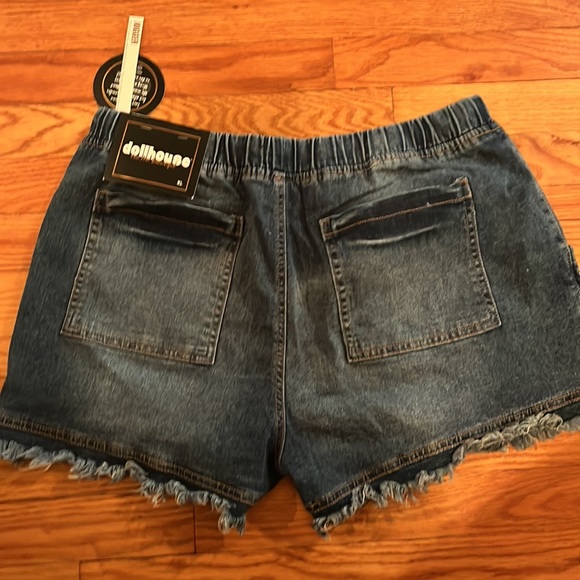 Brand new dollhouse Jean shorts! - Picture 4 of 4